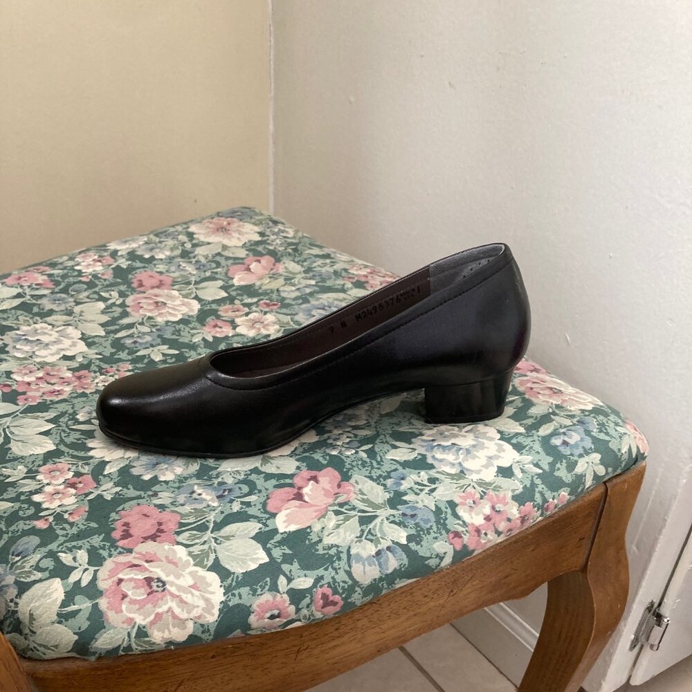 SAS Regina Pump 7N Size - Picture 5 of 12
